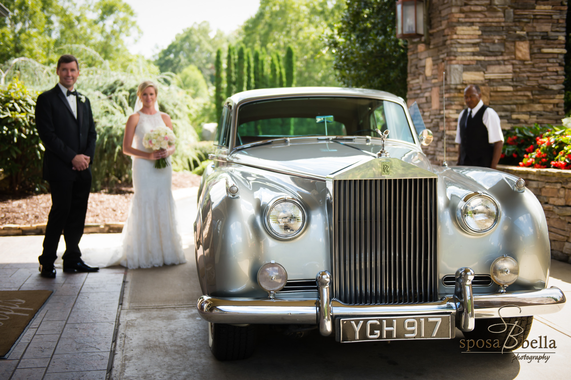  A classic Rolls Royce took Courtney to the chapel before the ceremony. After saying their vows, it brought her &amp; Chris down to the reception. 