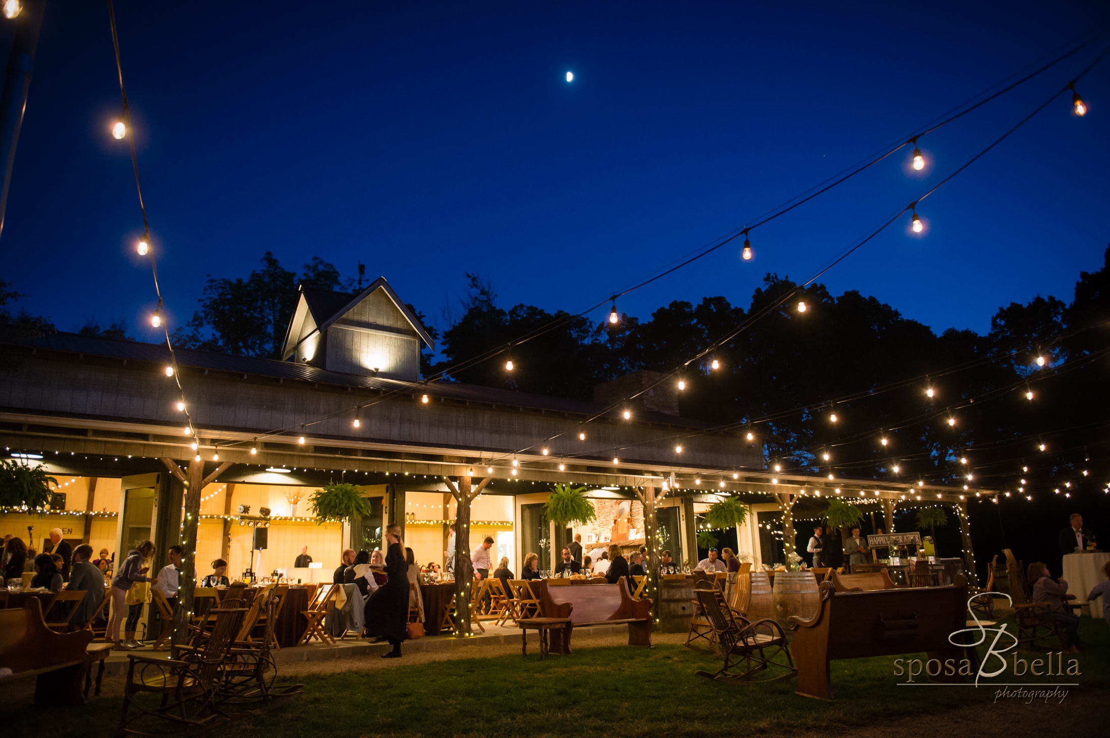  The Farm has a great indoor/outdoor feel that allows guests to flow through the event space all night. 